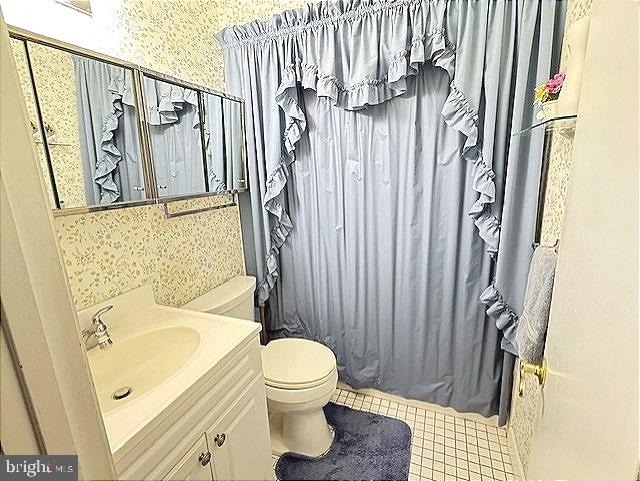 309 Cambridge Road Camden, DE 19934 - Photo 19 of 36 Main floor bathroom