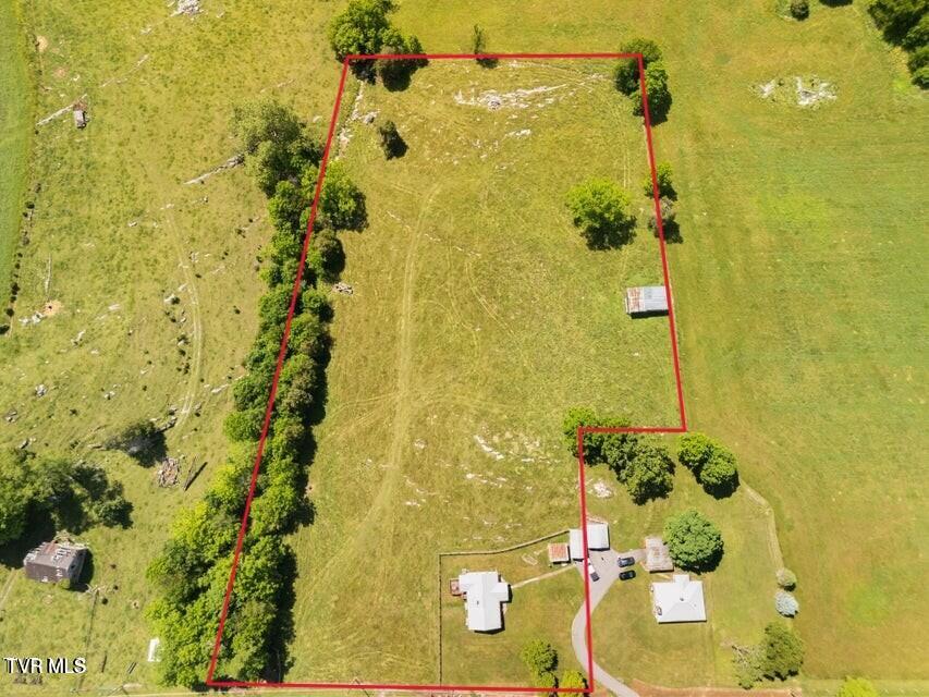 38245 Loves Mill Road Chilhowie, VA 24319 - Photo 2 of 30 20260530201305306318000000-o1