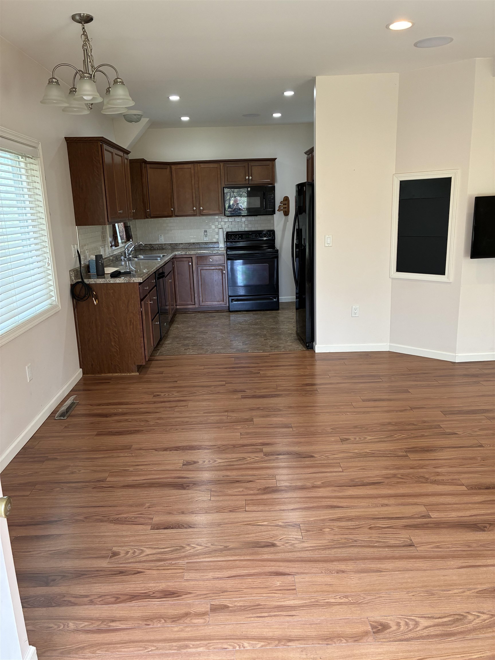 12850 Miller Road Rapid City, MI 49676 - Photo 4 of 41