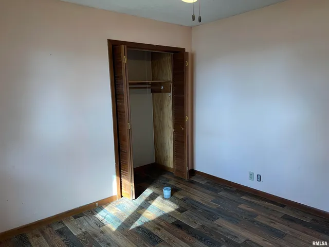 $200,000 | 1940 Midway Road, Murrayville, IL 62668