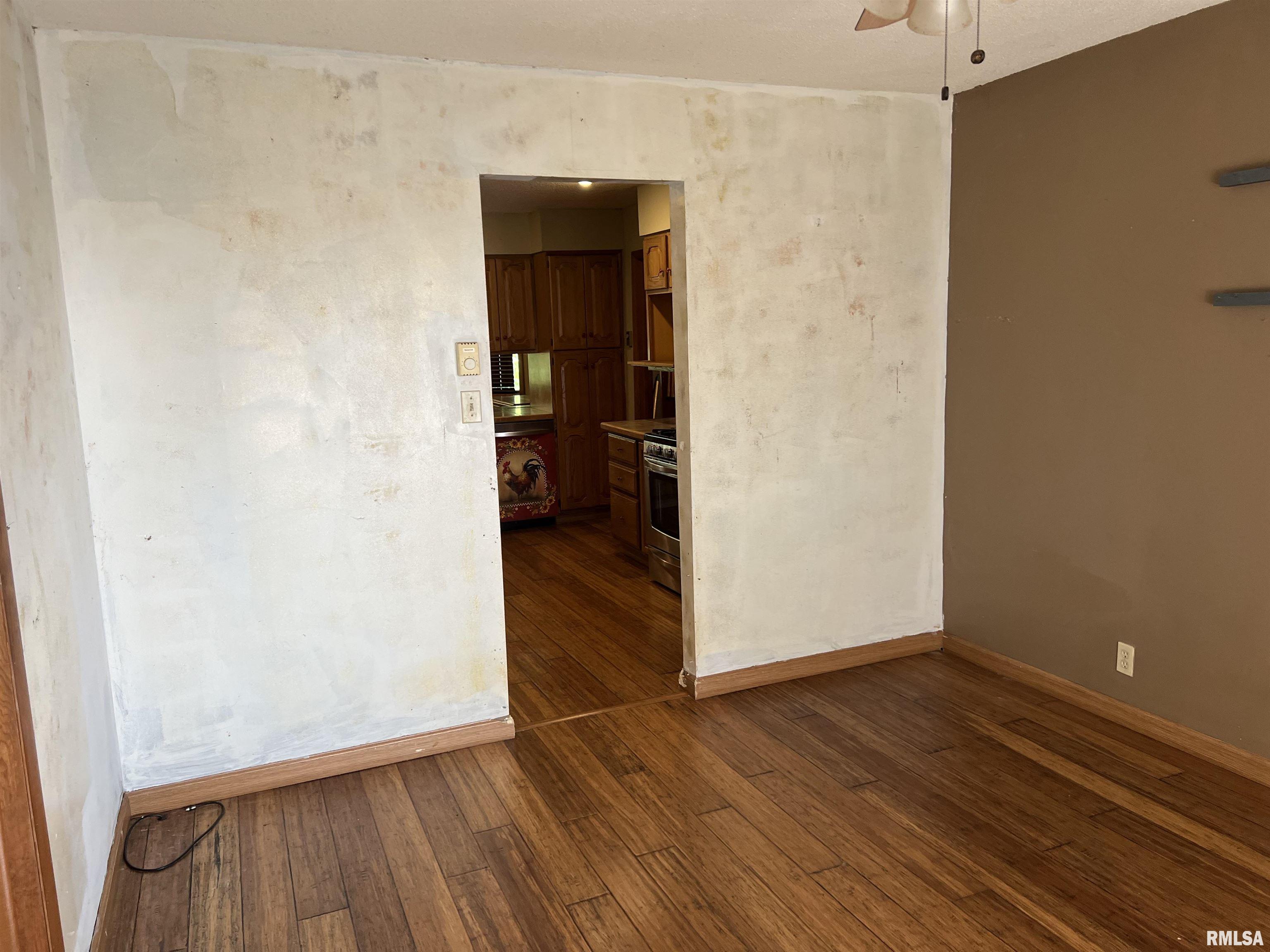 1940 Midway Road Murrayville, IL 62668 - Photo 20 of 39