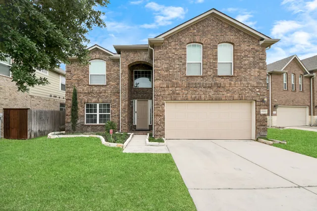 $419,900 | 15210 Paxton Landing Lane, Cypress, TX 77433