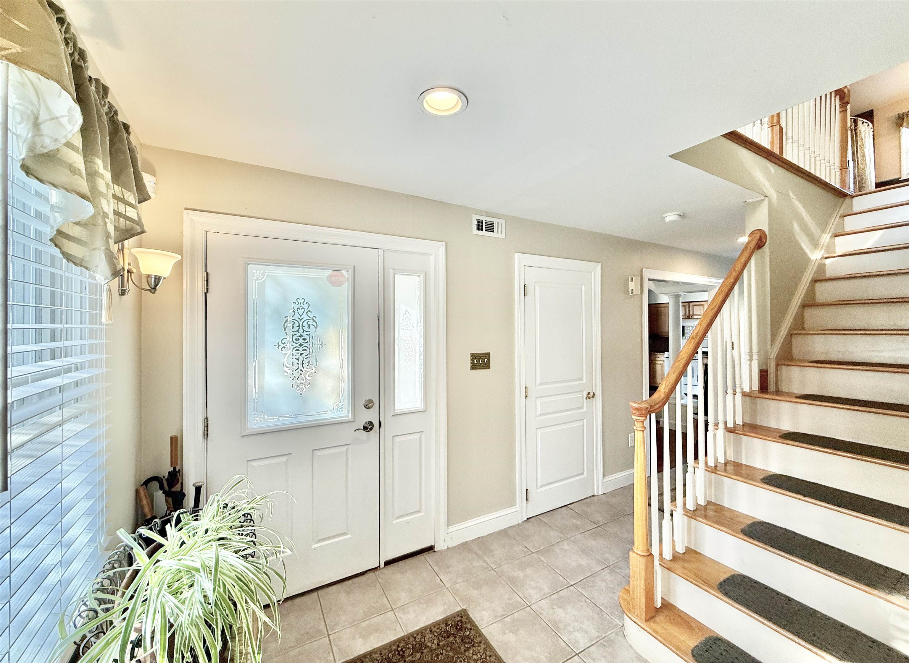 1981 Tuckahoe Road Woodbine, NJ 08270 - Photo 16 of 37 a view of entryway with interior