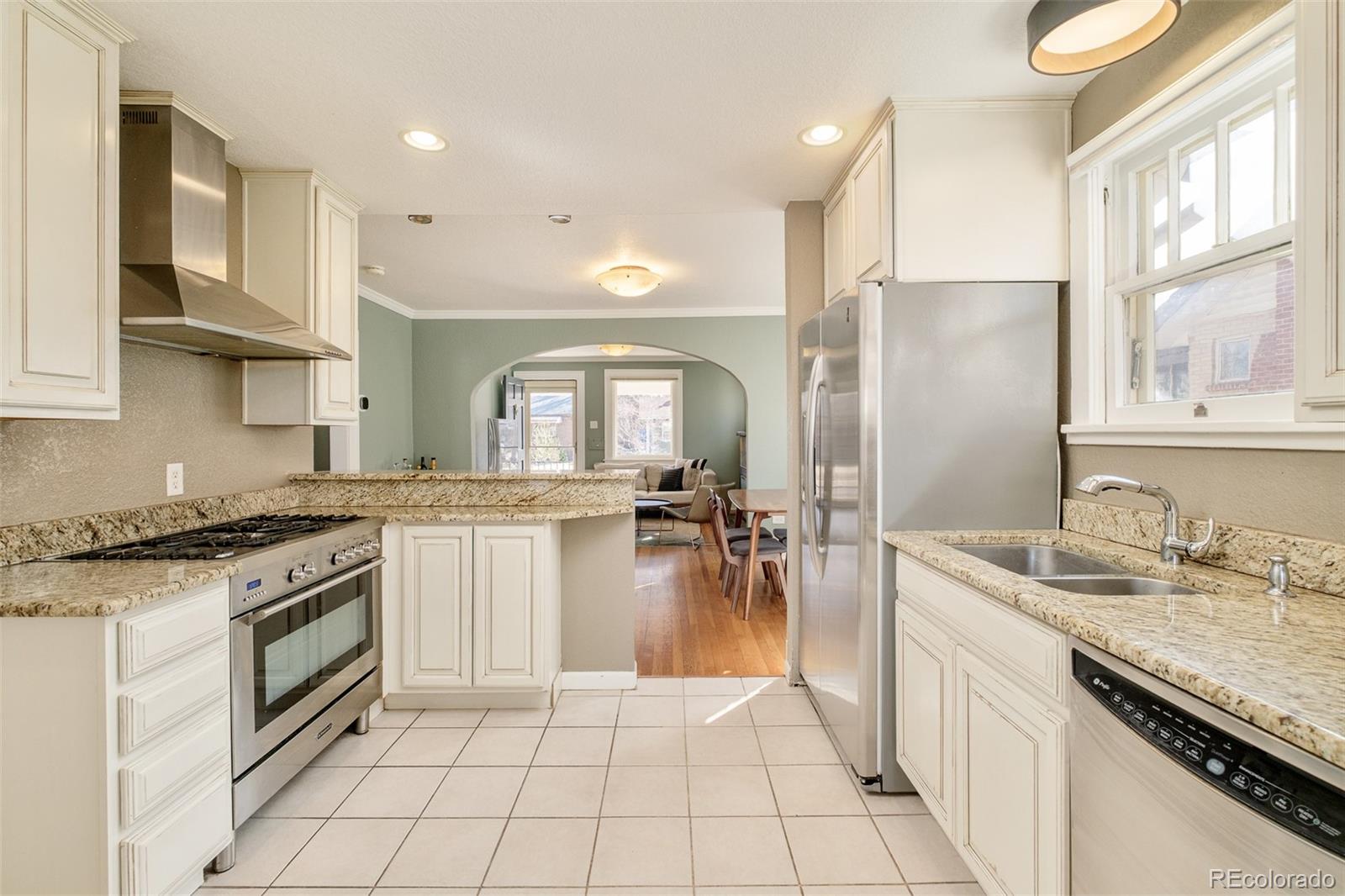 4559 Irving Street Denver, CO 80211 - Photo 9 of 36