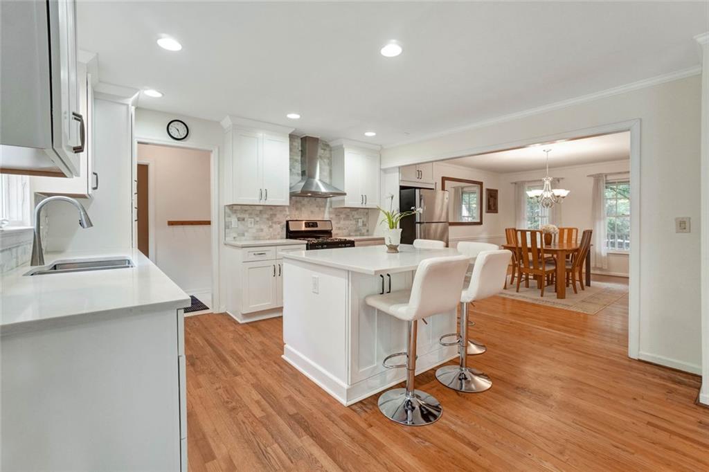 295 Oakmere Road Alpharetta, GA 30009 - Photo 12 of 30