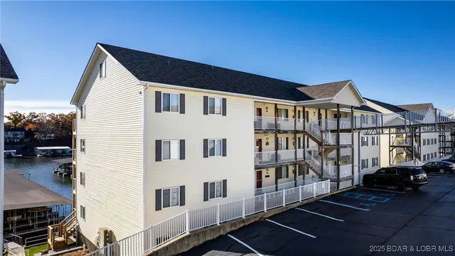 $269,000 | 1481 Ledges Drive, Unit 622, Osage Beach, MO 65065