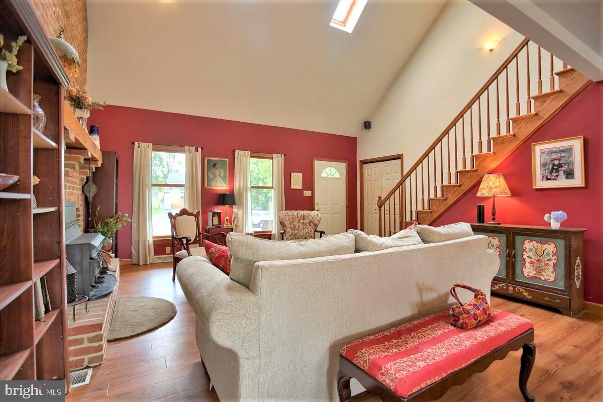 117 Chelsea Loop Lancaster, PA 17602 - Photo 8 of 47 Gallery Image 8