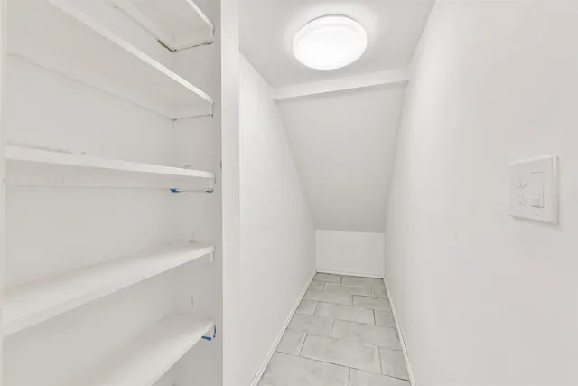 a view of utility room