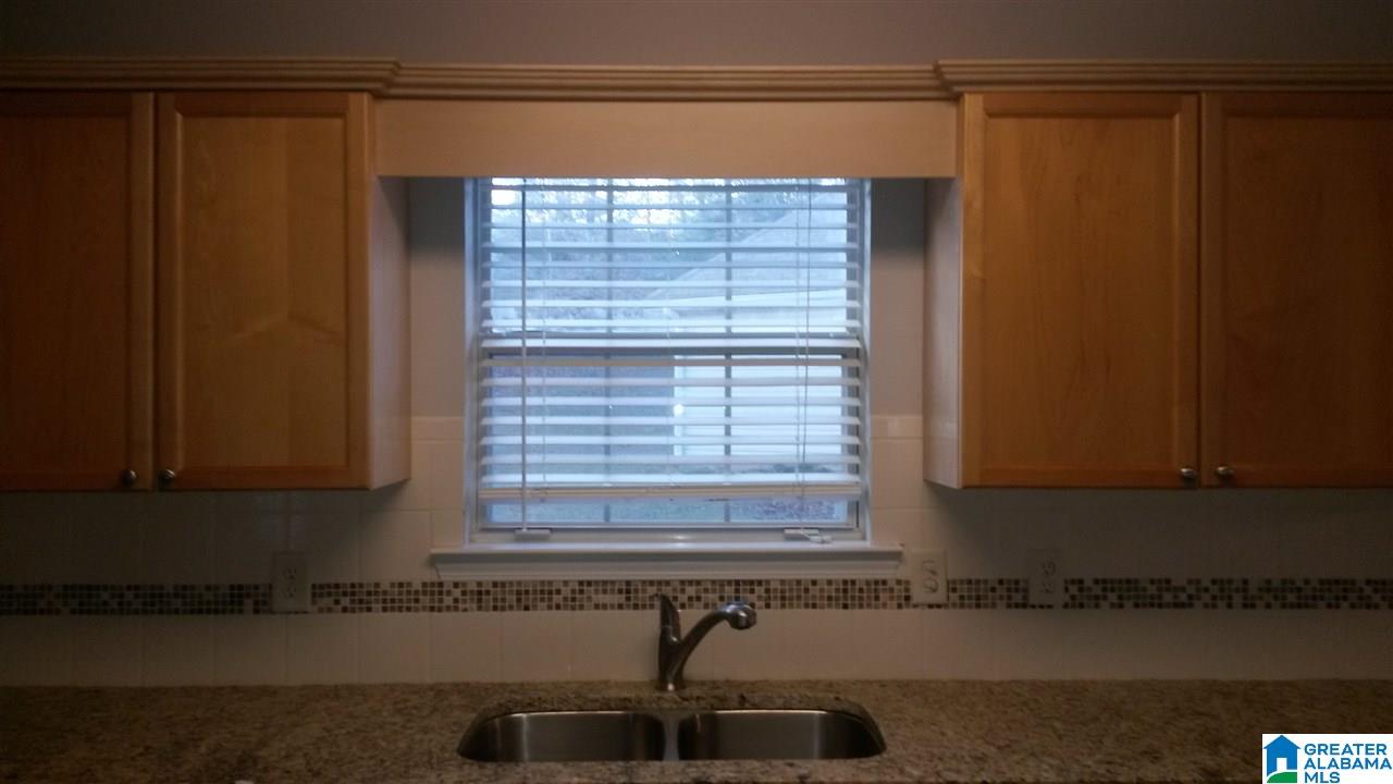 195 Flagstone Lane Calera, AL 35040 - Photo 4 of 25