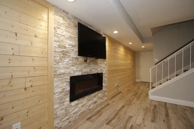 $174,000 | 14555 Wunderlich Drive, Unit 3415, Houston, TX 77069