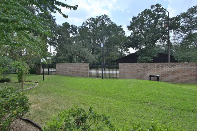 $174,000 | 14555 Wunderlich Drive, Unit 3415, Houston, TX 77069