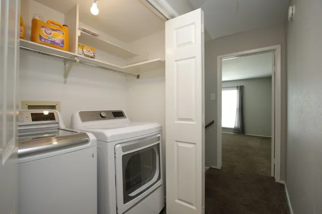 $174,000 | 14555 Wunderlich Drive, Unit 3415, Houston, TX 77069