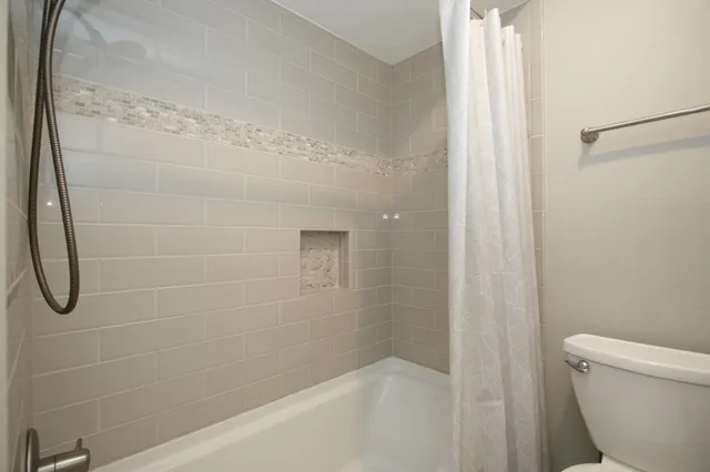 $174,000 | 14555 Wunderlich Drive, Unit 3415, Houston, TX 77069