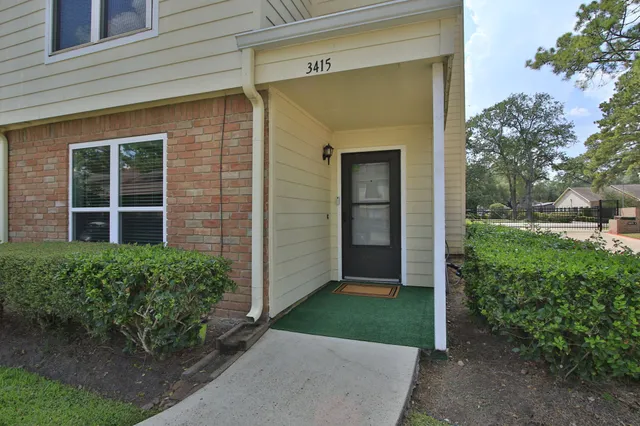$174,000 | 14555 Wunderlich Drive, Unit 3415, Houston, TX 77069