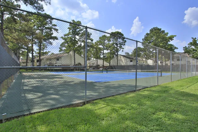 $174,000 | 14555 Wunderlich Drive, Unit 3415, Houston, TX 77069