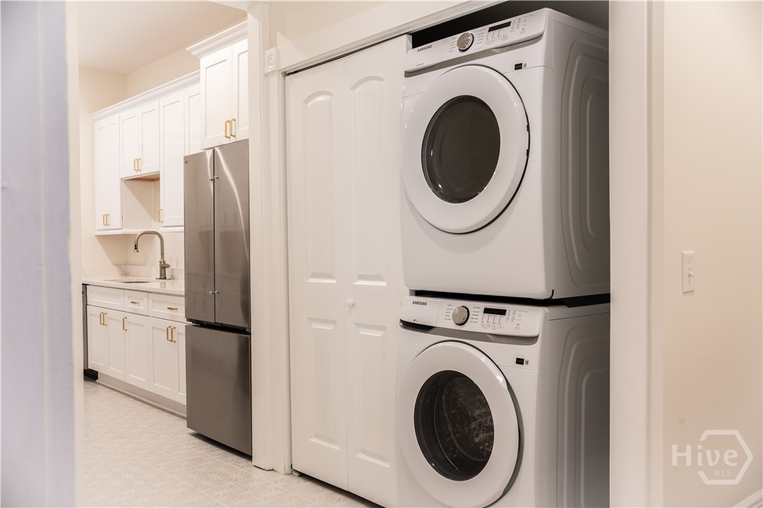604 Habersham Street, Unit B Savannah, GA 31401 - Photo 7 of 10