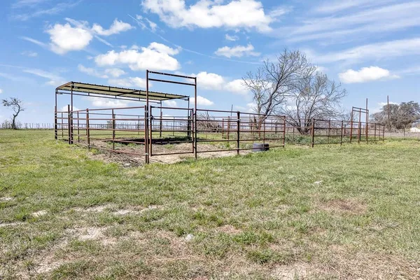 $659,900 | 951 County Road 347, Dublin, TX 76446