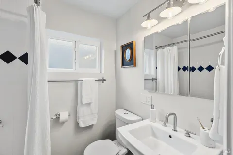 $1,395,000 | 1422 Nye Street, San Rafael, CA 94901