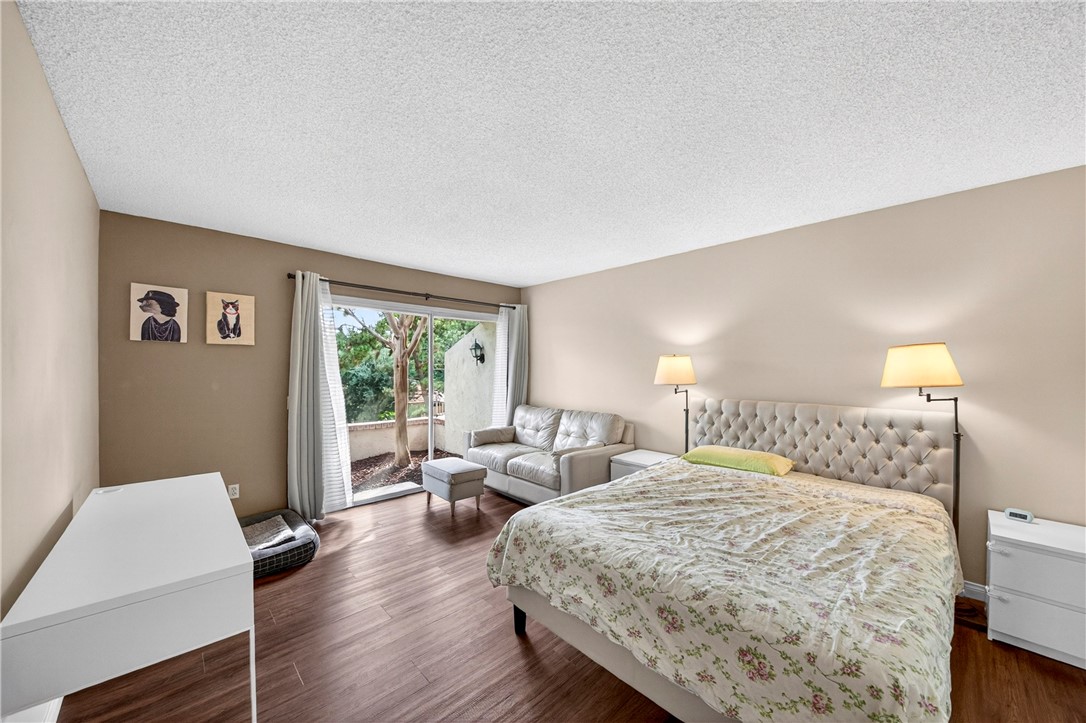 820 Vía Zapata Riverside, CA 92507 - Photo 20 of 37
