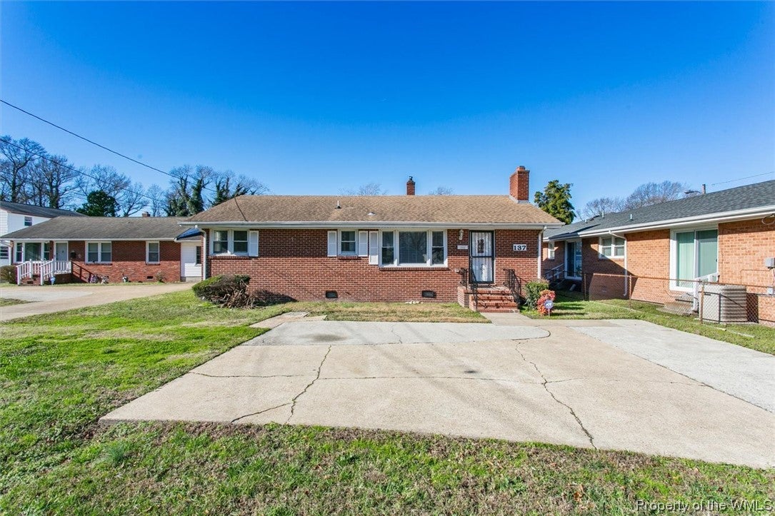 137 Woodland Road Hampton, VA 23663 - Photo 1 of 25 Gallery Image 1