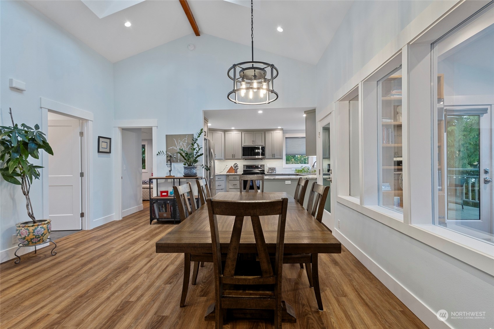 4708 Anaco Beach Road Anacortes, WA 98221 - Photo 14 of 40 Gallery Image 14