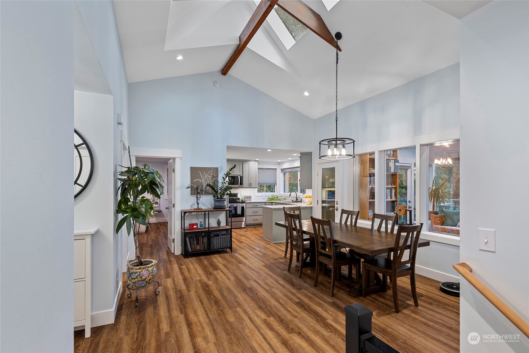 4708 Anaco Beach Road Anacortes, WA 98221 - Photo 17 of 40 Gallery Image 17