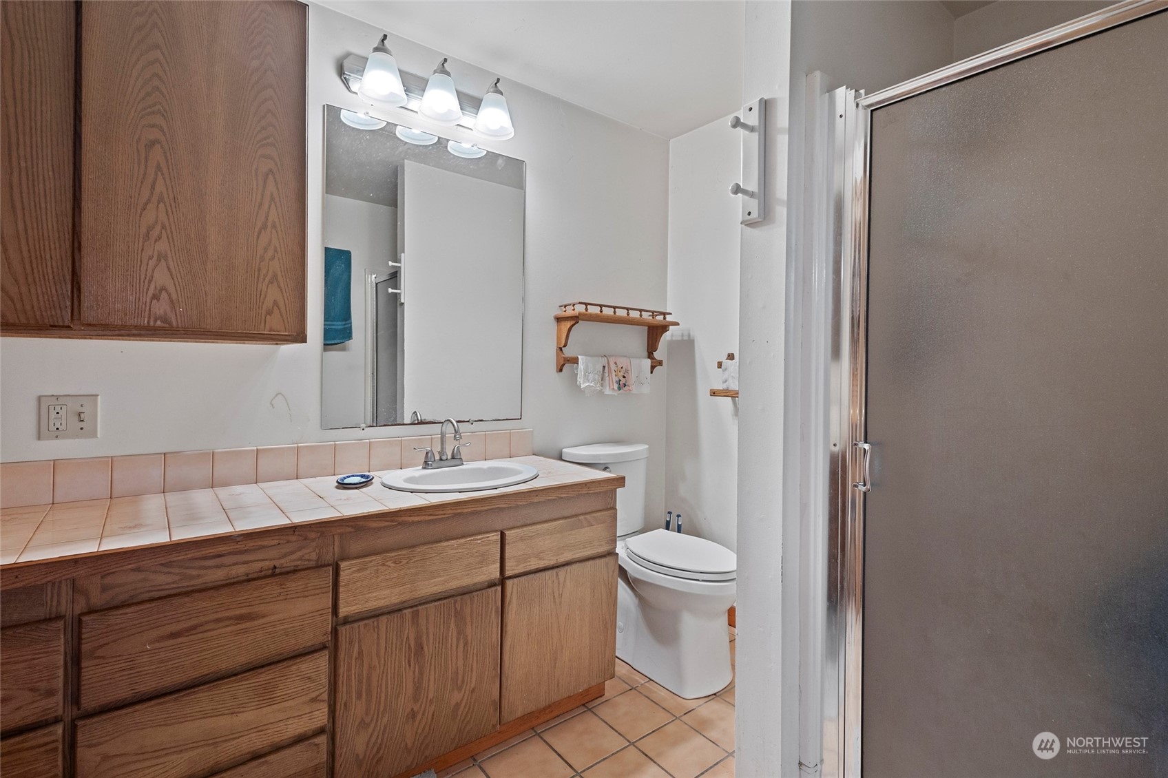 4708 Anaco Beach Road Anacortes, WA 98221 - Photo 27 of 40 Gallery Image 27