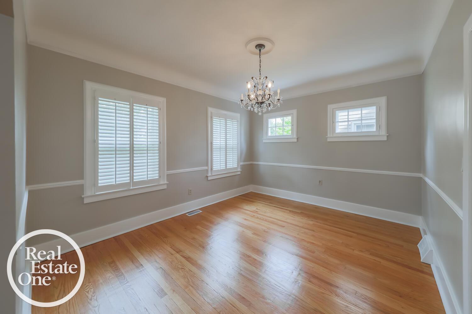 836 Lincoln Road Grosse Pointe, MI 48230 - Photo 17 of 39 50149905-34ceda7d-854e-4d96-a02e-89e932daf5af.JPG