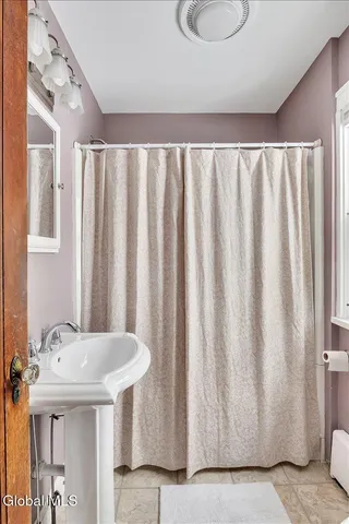 $324,900 | 251 North Greenbush Road, Troy, NY 12180