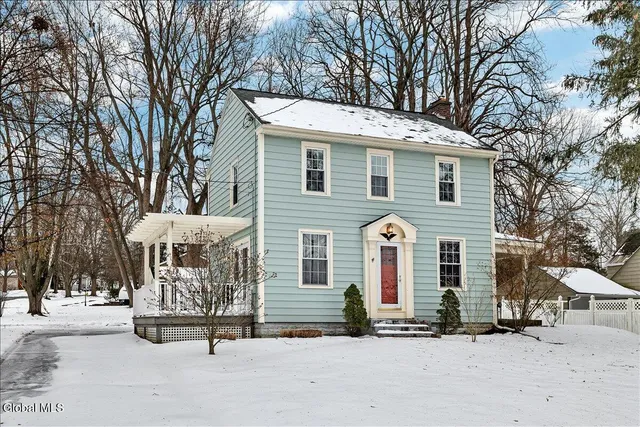 $324,900 | 251 North Greenbush Road, Troy, NY 12180