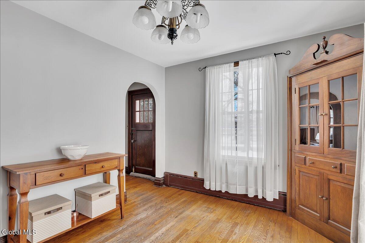 251 North Greenbush Road Troy, NY 12180 - Photo 7 of 28 10-P1649874