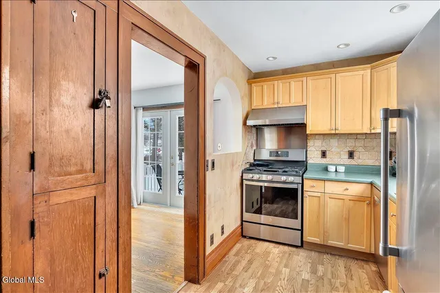 $324,900 | 251 North Greenbush Road, Troy, NY 12180