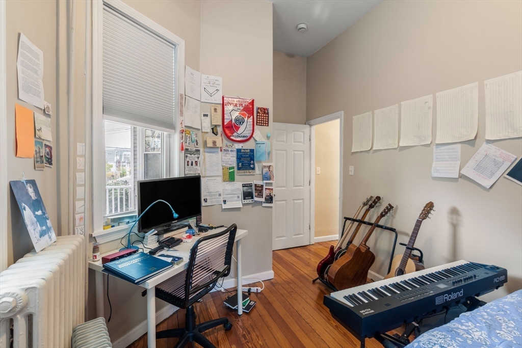 50-52 Shepard Street, Unit 2 Boston, MA 02135 - Photo 8 of 16