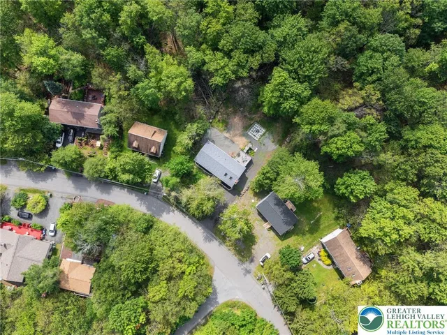 $320,000 | 1533 Black Birch Way, Tobyhanna, PA 18466