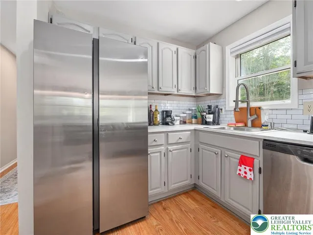 $320,000 | 1533 Black Birch Way, Tobyhanna, PA 18466