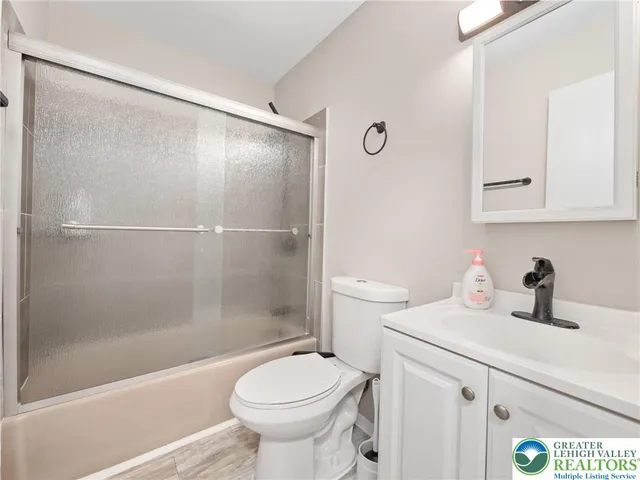 $320,000 | 1533 Black Birch Way, Tobyhanna, PA 18466