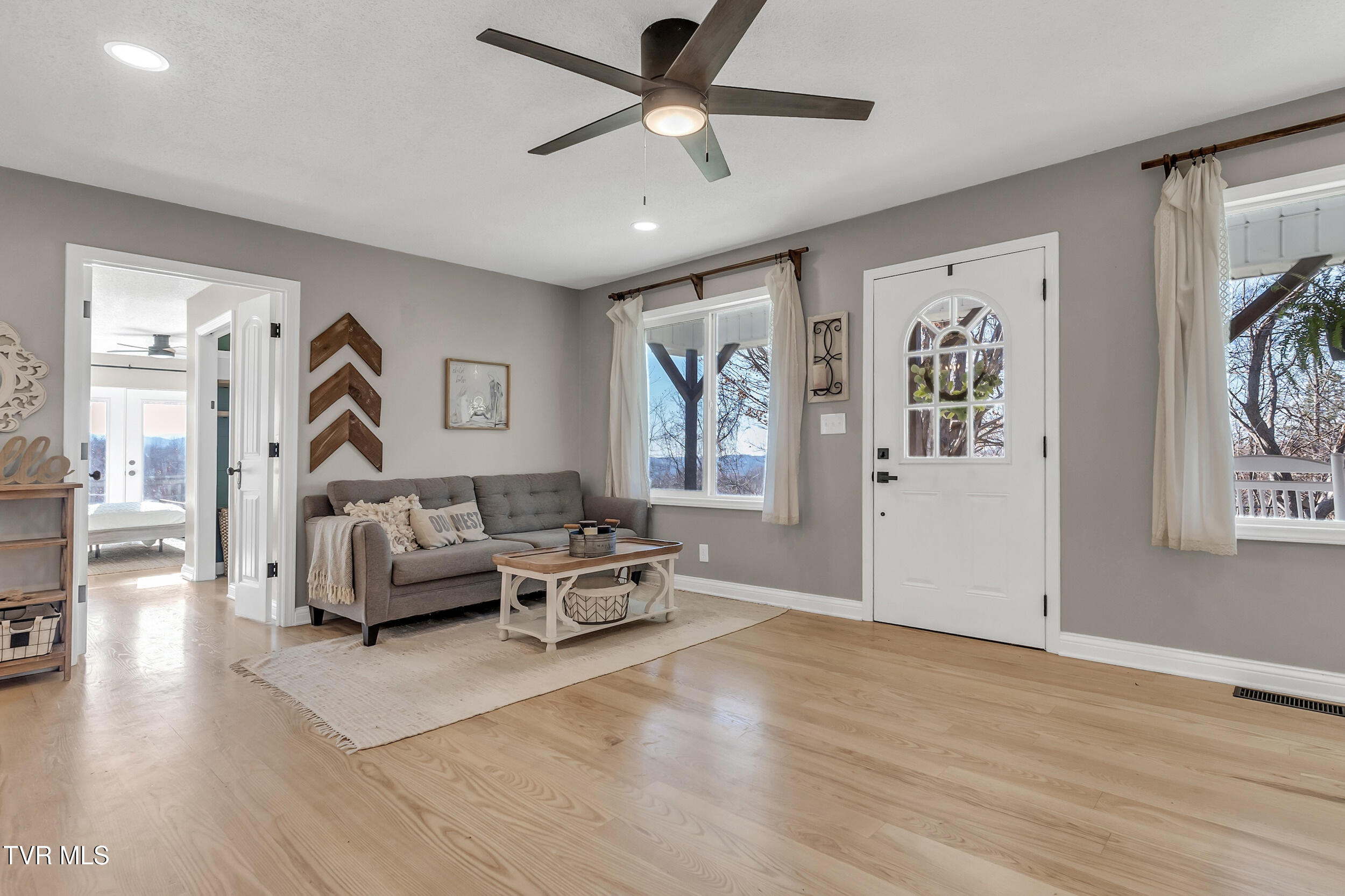 448 Cherry Grove Road Jonesborough, TN 37659 - Photo 8 of 105 3_arw09222