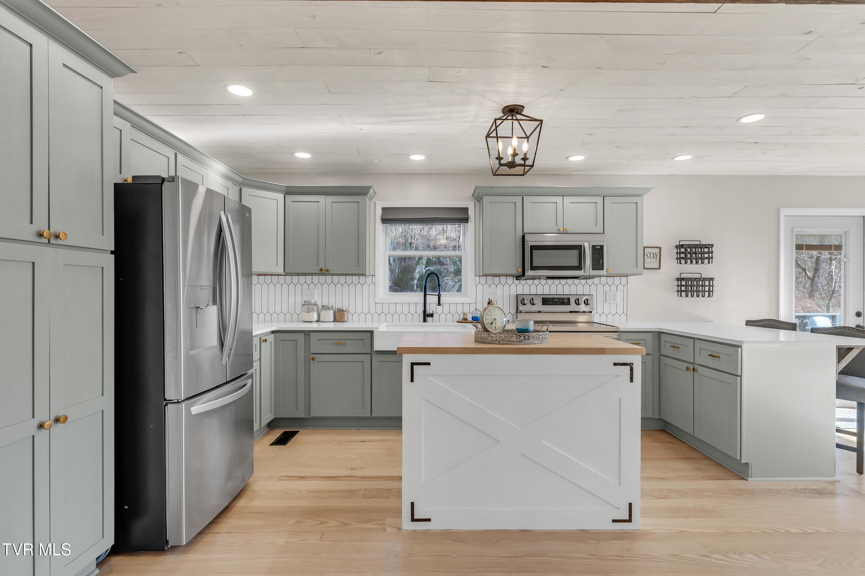 448 Cherry Grove Road Jonesborough, TN 37659 - Photo 9 of 105 ARW09228
