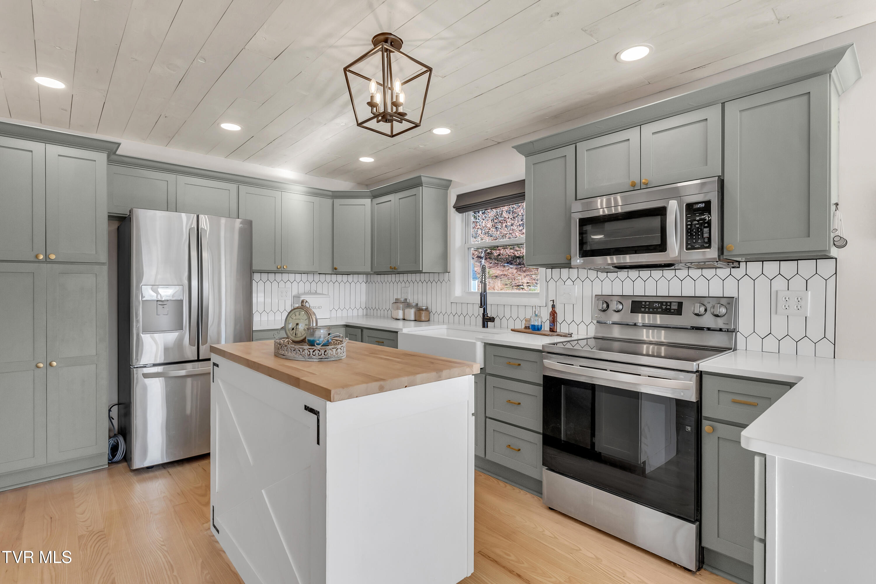 448 Cherry Grove Road Jonesborough, TN 37659 - Photo 10 of 105 IMG_4930