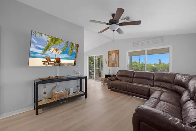 $685,000 | 31240 Ave H, Big Pine Key, FL 33043