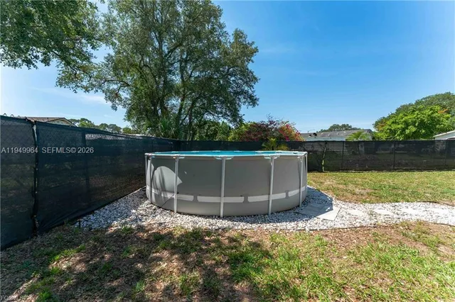 $219,000 | 4018 Caloosa Loop, LaBelle, FL 33935