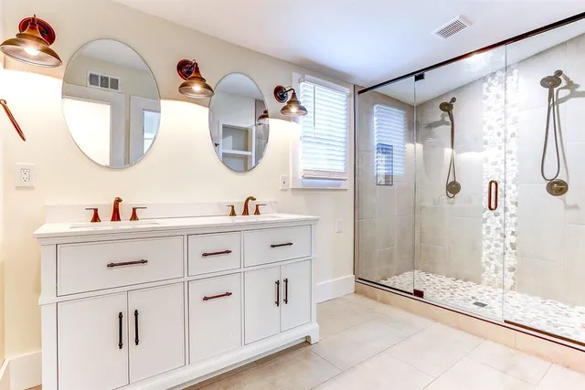 $245,000 | 989 Bruce Street, Memphis, TN 38104