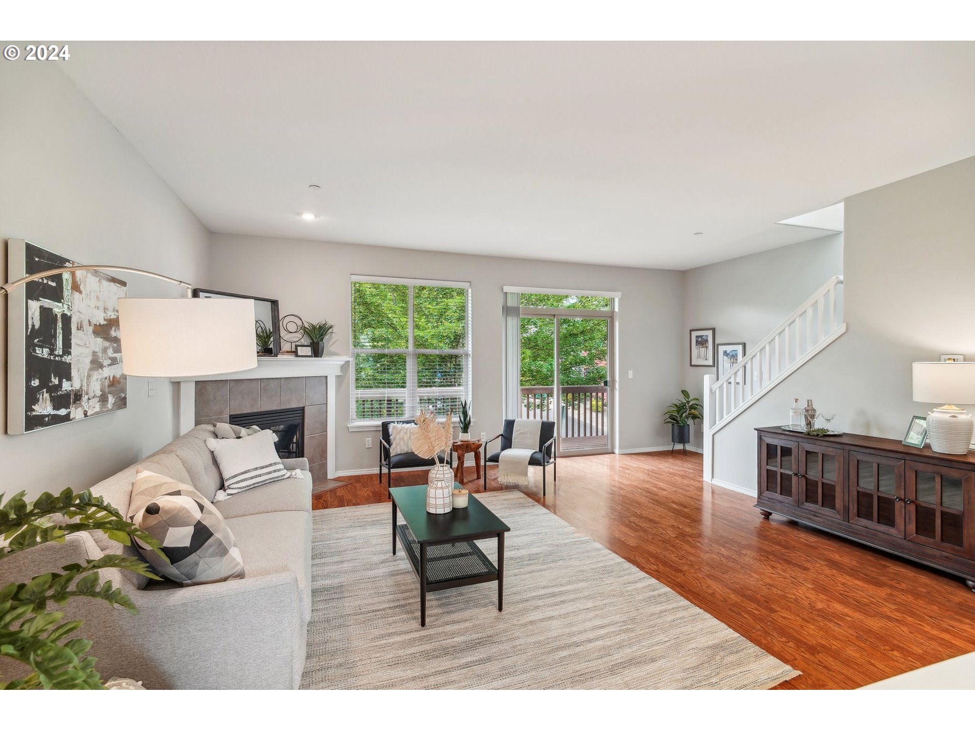 15528 Southwest Stone Ridge Circle Beaverton, OR 97007 - Photo 6 of 38 Gallery Image 6