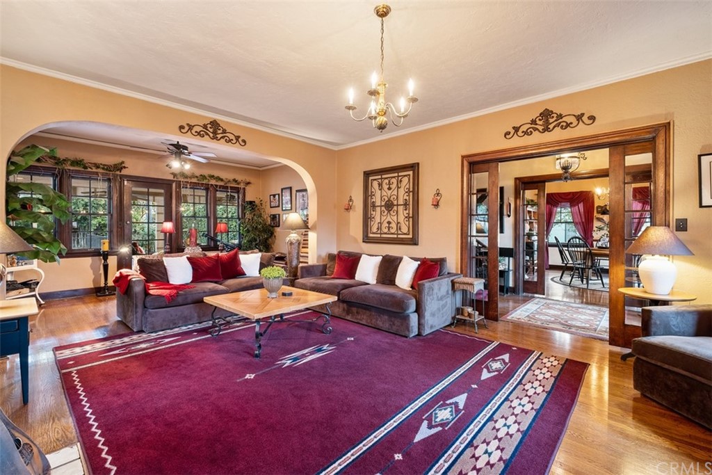 3872 Chapman Place Riverside, CA 92506 - Photo 14 of 59