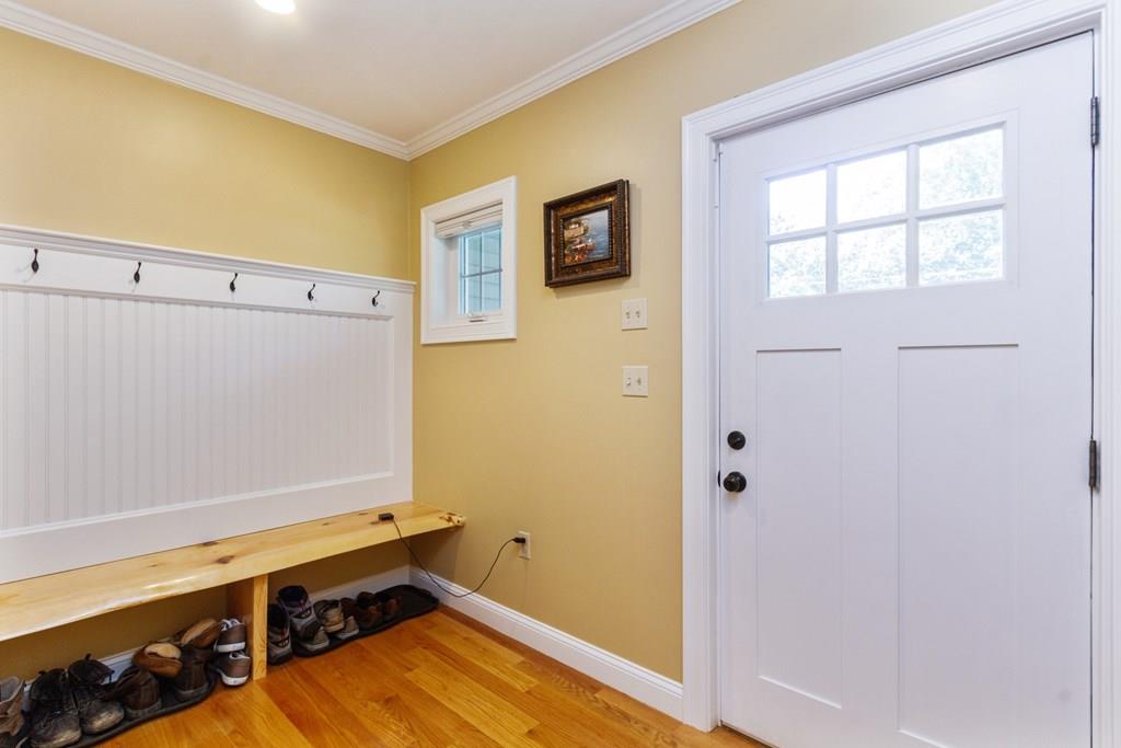 23 Farm Street Bellingham, MA 02019 - Photo 3 of 36 Gallery Image 3