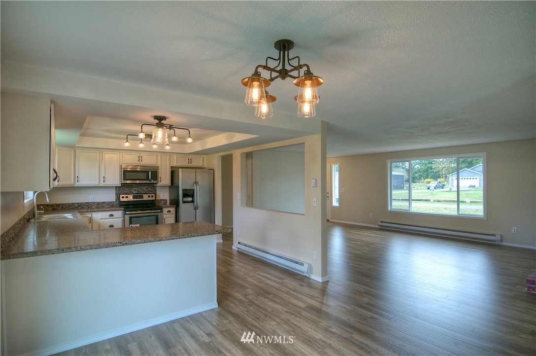 8544 178th Avenue Southwest Rochester, WA 98579 - Photo 11 of 25