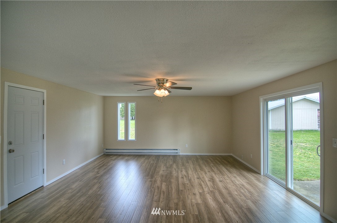 8544 178th Avenue Southwest Rochester, WA 98579 - Photo 12 of 25