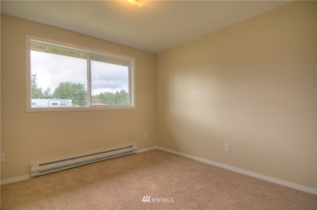 8544 178th Avenue Southwest Rochester, WA 98579 - Photo 16 of 25