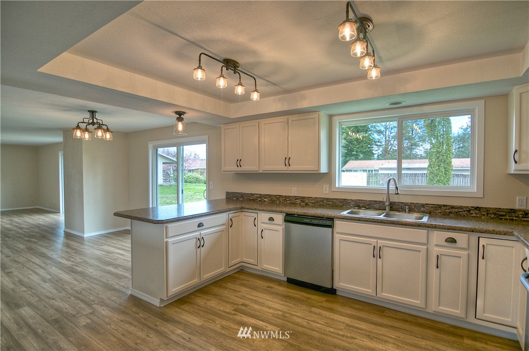 8544 178th Avenue Southwest Rochester, WA 98579 - Photo 10 of 25