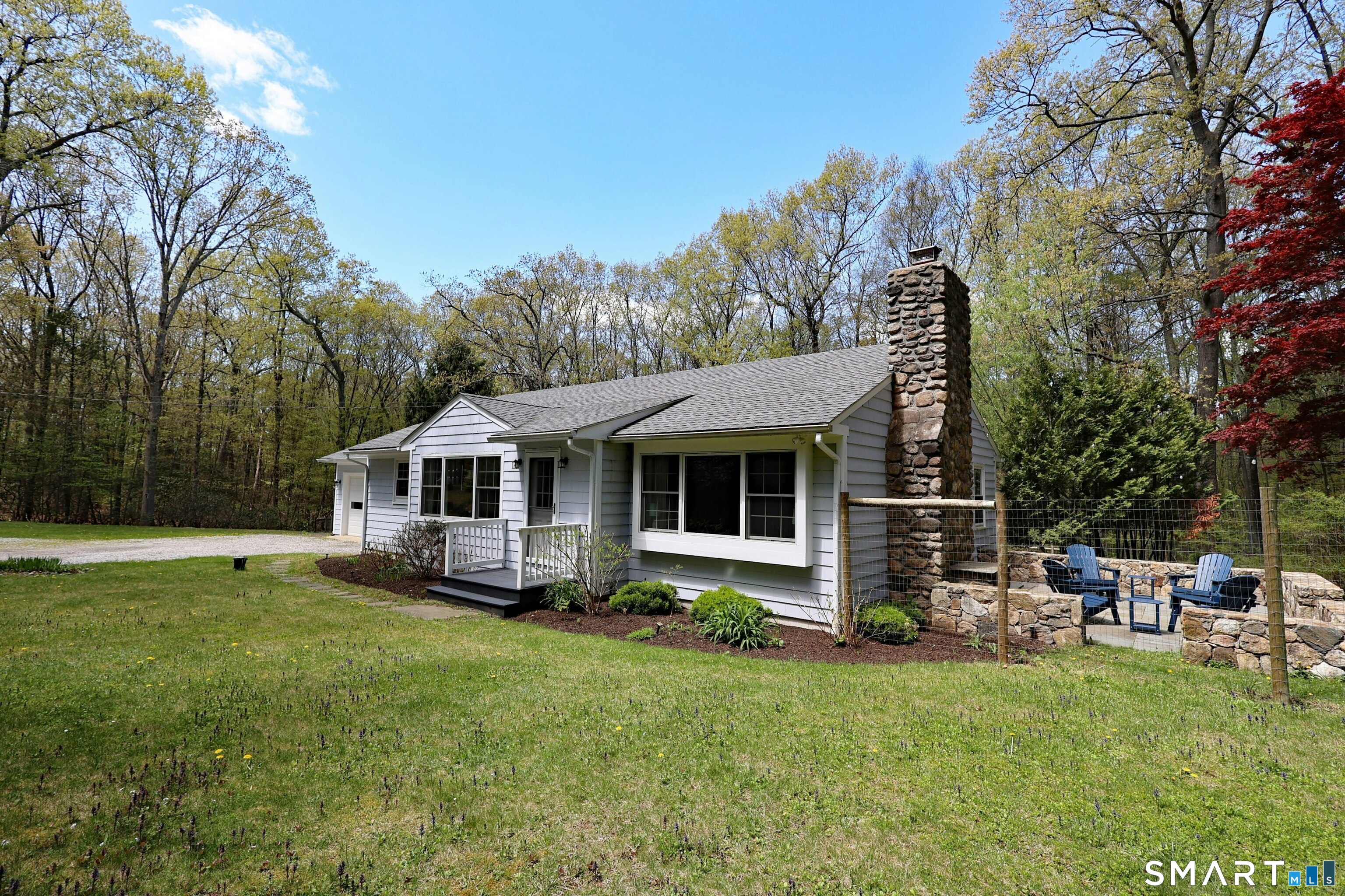 39 Seventy Acre Road Redding, CT 06896 - Photo 2 of 40